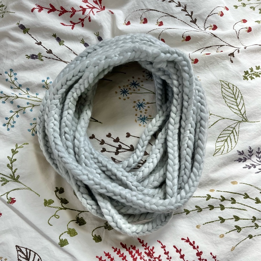 Infinity scarf - Picture 3 of 4